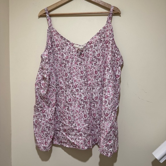 Women’s Torrid Brand Plus Floral Pink and White Flow Summer Tank Top Size 3 - Picture 1 of 16